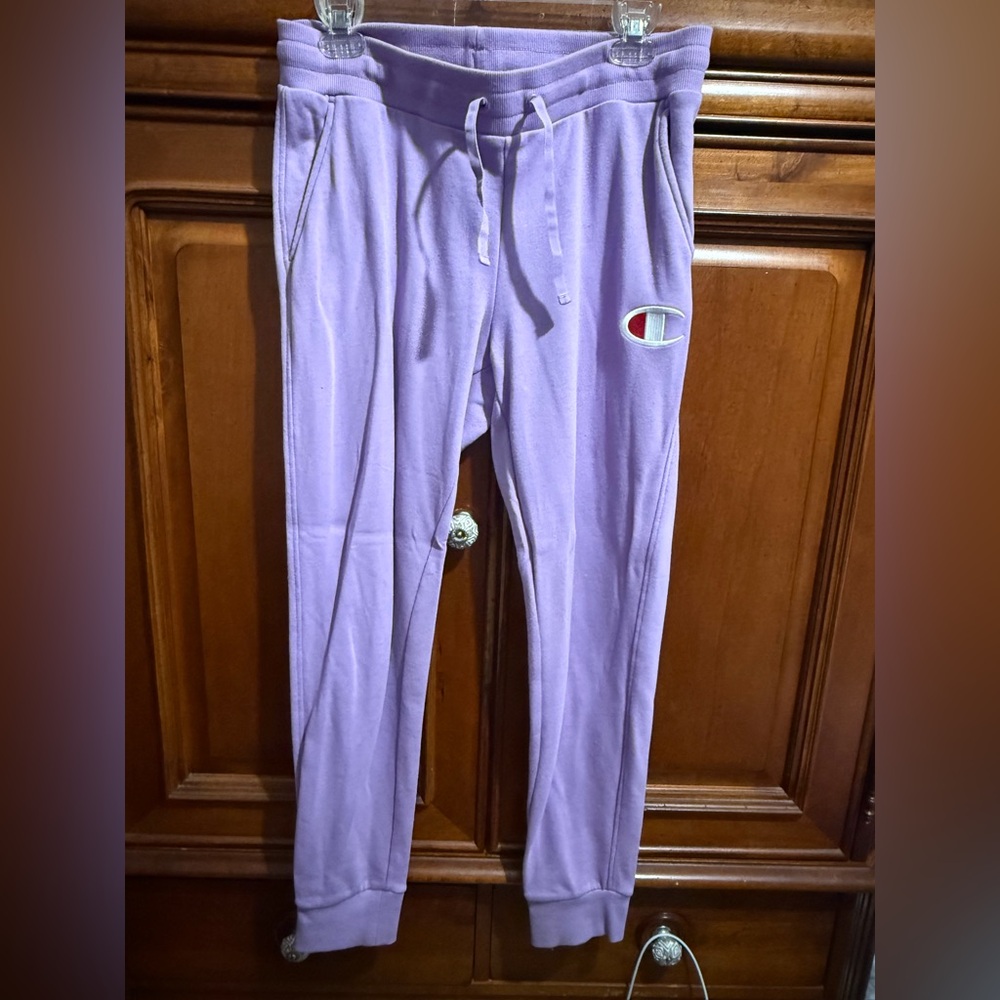 Women’s Champion sweatpants